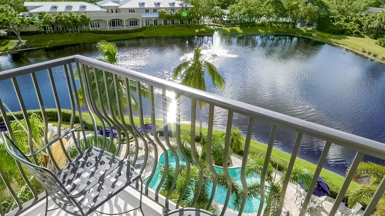イン アット ペリカン ベイ North North Naples エクステリア 写真