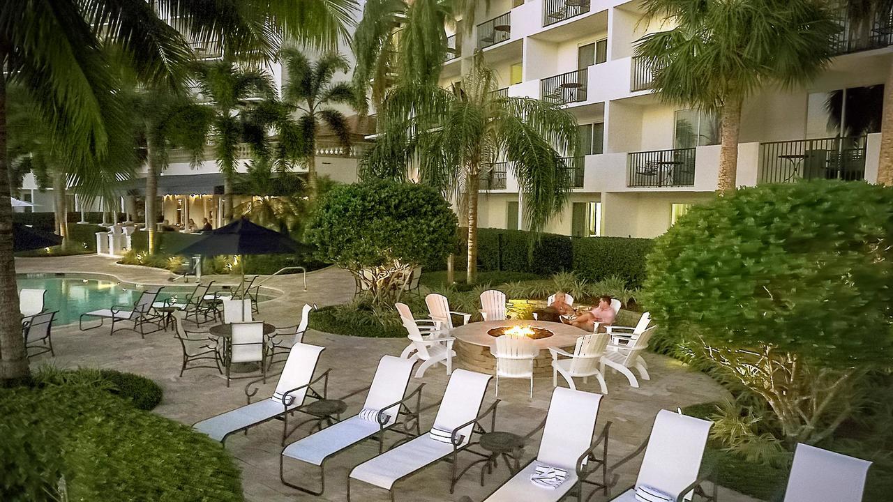 イン アット ペリカン ベイ North North Naples エクステリア 写真